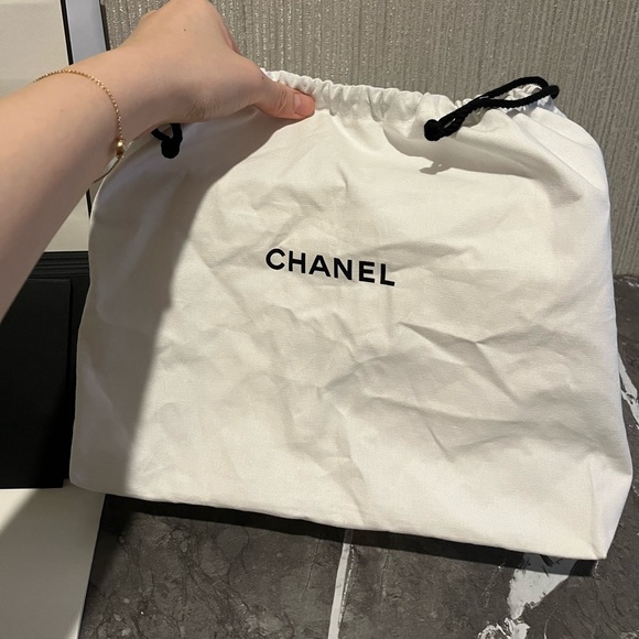 CHANEL dustbags + packaging bundle - Picture 7 of 8